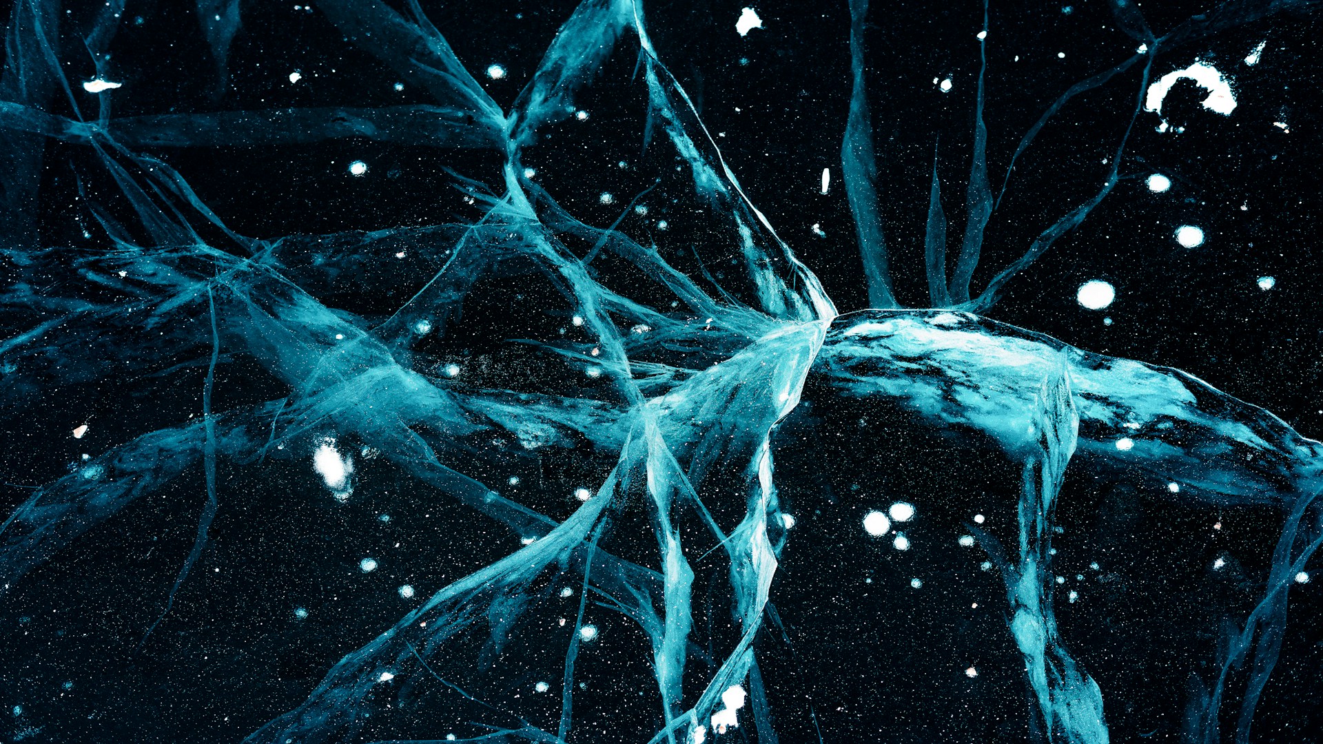 Abstract neural network patterns in ice — frozen synaptic connections